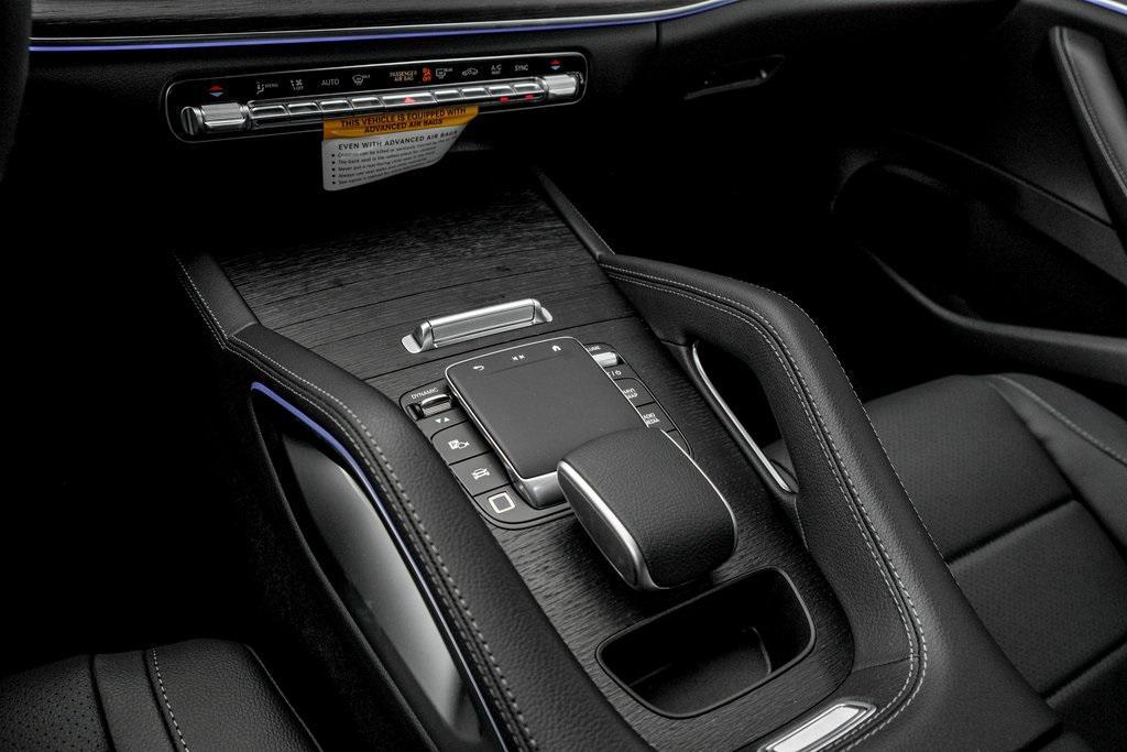 new 2026 Mercedes-Benz GLE 450 car, priced at $81,165