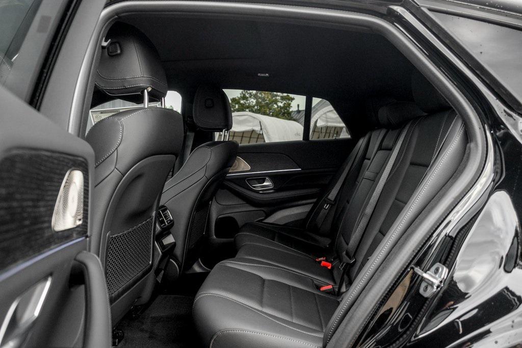 new 2026 Mercedes-Benz GLE 450 car, priced at $81,165