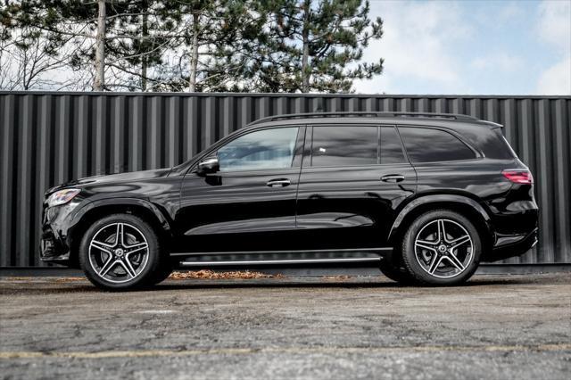 new 2025 Mercedes-Benz GLS 450 car, priced at $99,570