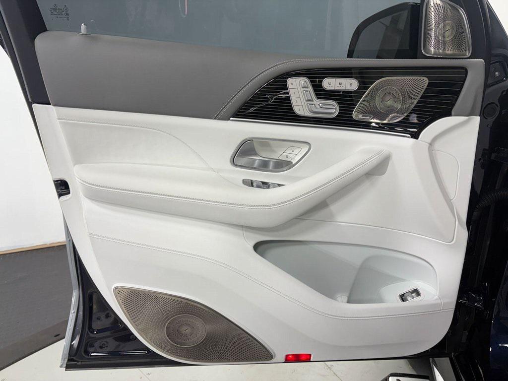 used 2024 Mercedes-Benz Maybach GLS 600 car, priced at $169,999
