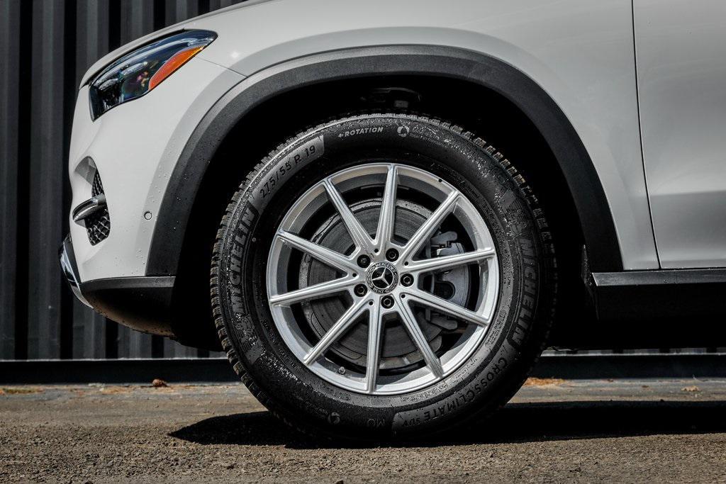 new 2026 Mercedes-Benz GLE 350 car, priced at $70,515