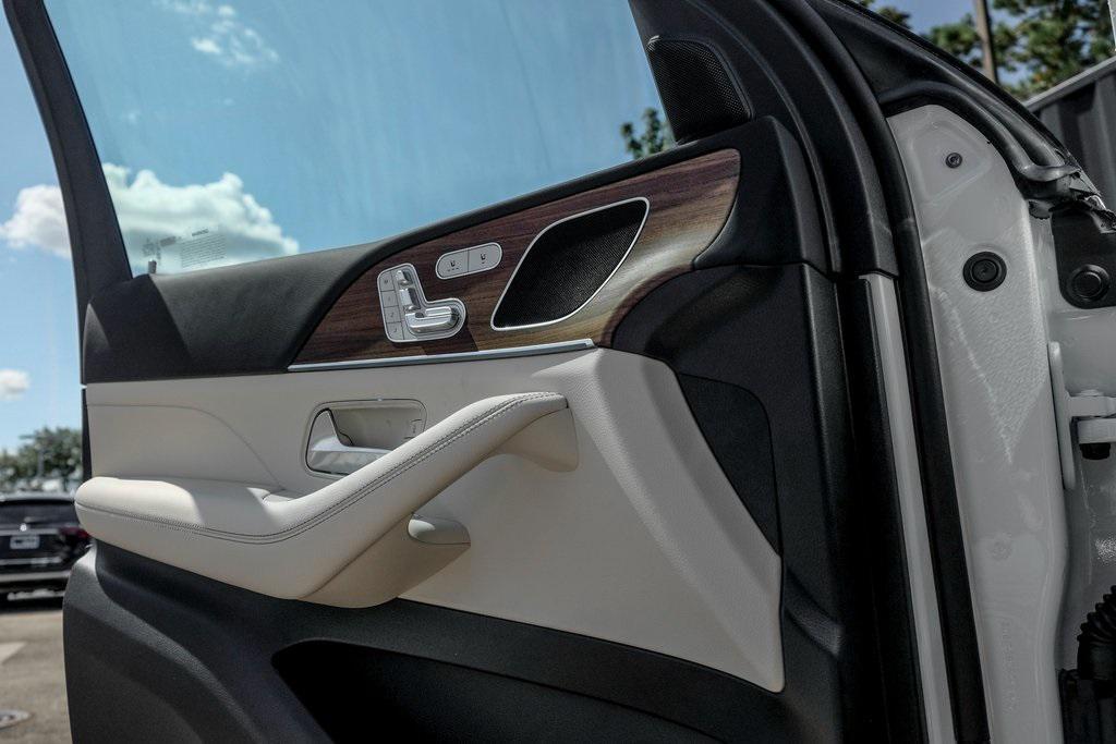 new 2026 Mercedes-Benz GLE 350 car, priced at $70,515