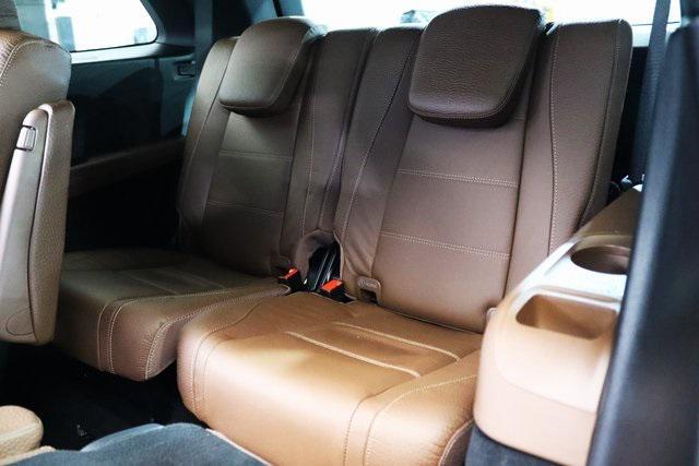 used 2024 Mercedes-Benz GLS 450 car, priced at $77,999