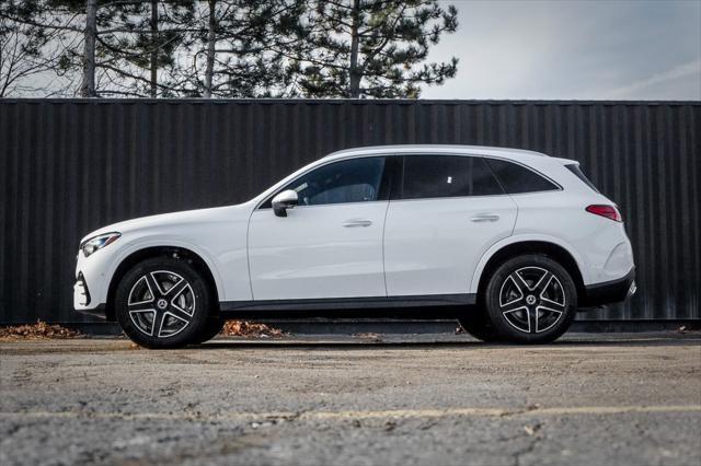 new 2025 Mercedes-Benz GLC 300 car, priced at $61,195