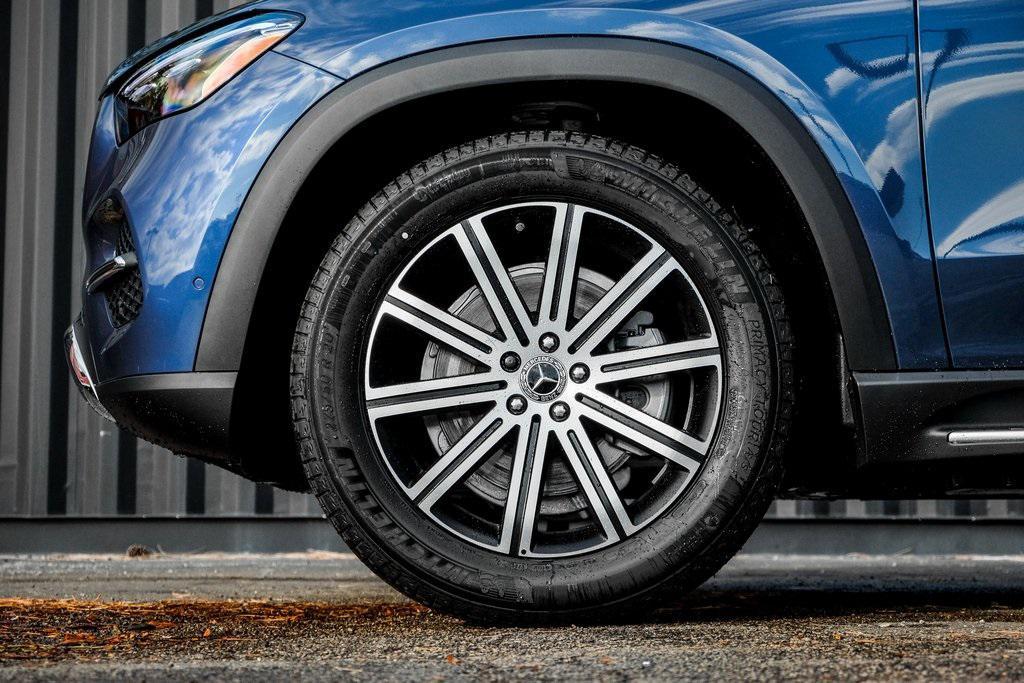 new 2026 Mercedes-Benz GLE 350 car, priced at $72,615