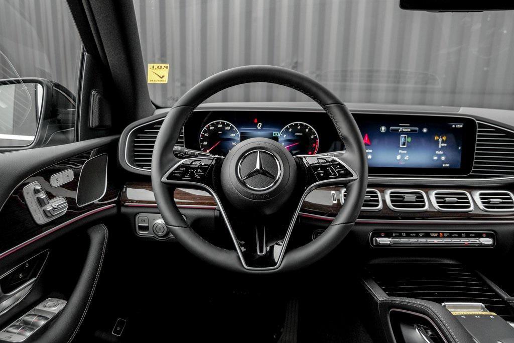 new 2025 Mercedes-Benz GLE 350 car, priced at $68,160