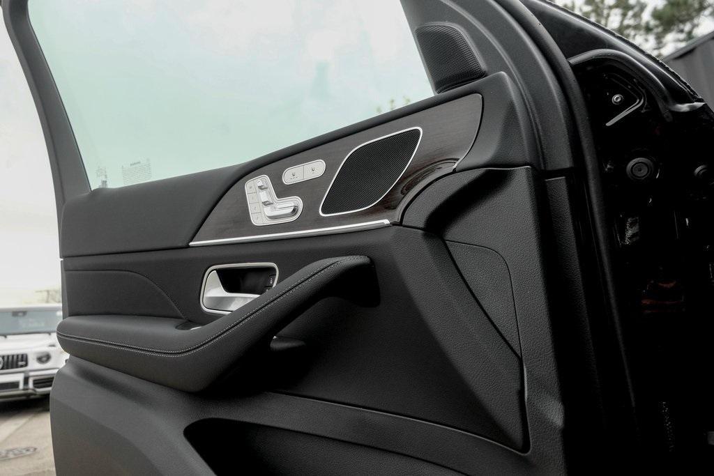 new 2025 Mercedes-Benz GLE 350 car, priced at $68,160