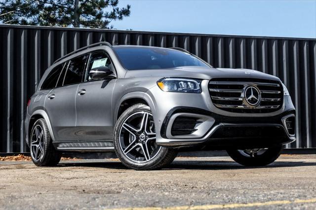 new 2025 Mercedes-Benz GLS 450 car, priced at $99,570