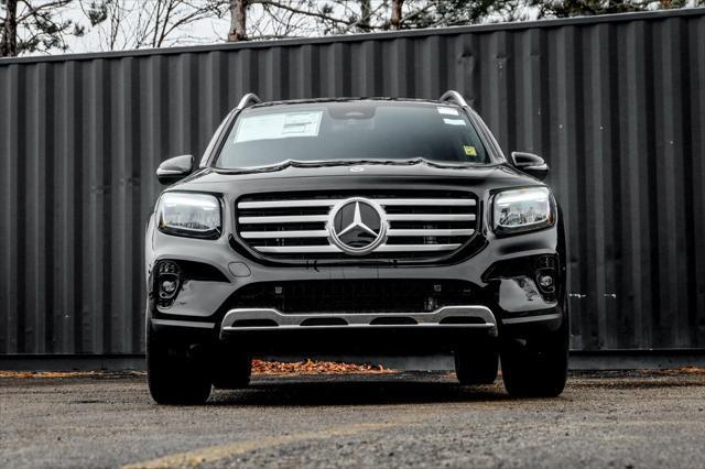 new 2025 Mercedes-Benz GLB 250 car, priced at $51,095