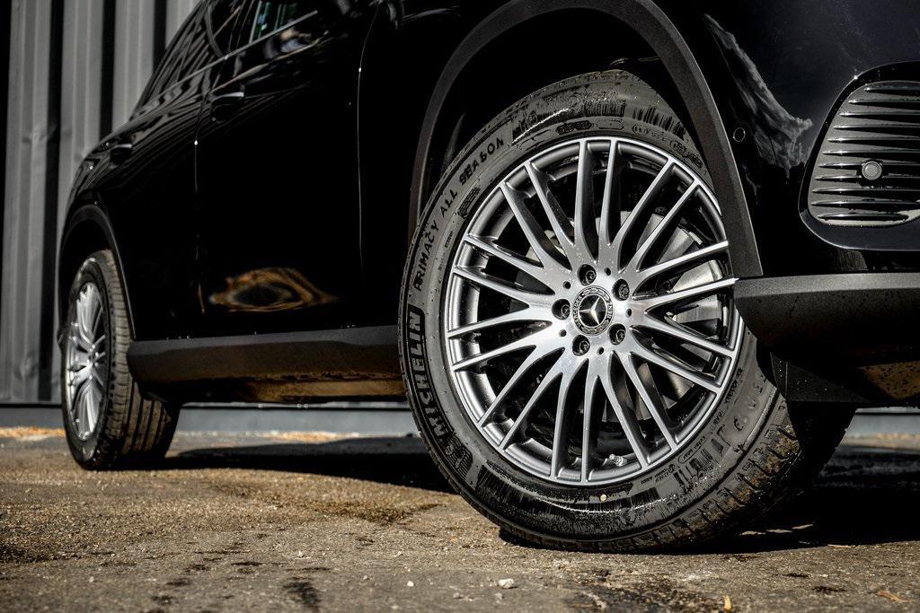 new 2026 Mercedes-Benz GLC 300 car, priced at $59,770