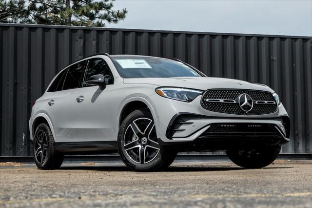 new 2025 Mercedes-Benz GLC 300 car, priced at $62,830
