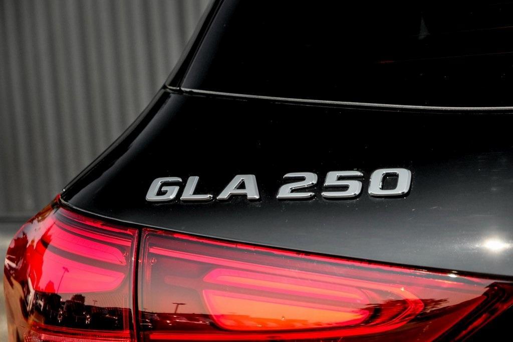 new 2025 Mercedes-Benz GLA 250 car, priced at $49,360