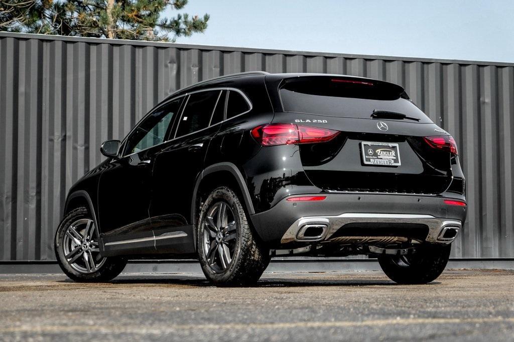 new 2025 Mercedes-Benz GLA 250 car, priced at $49,360