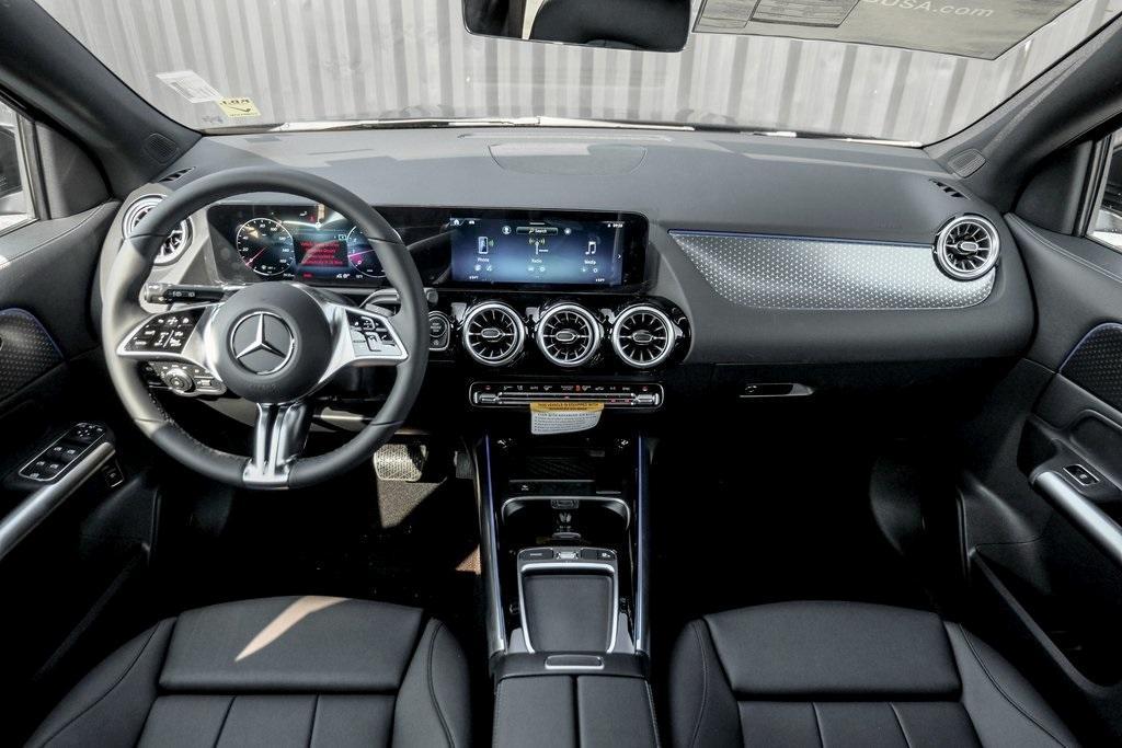 new 2025 Mercedes-Benz GLA 250 car, priced at $49,360