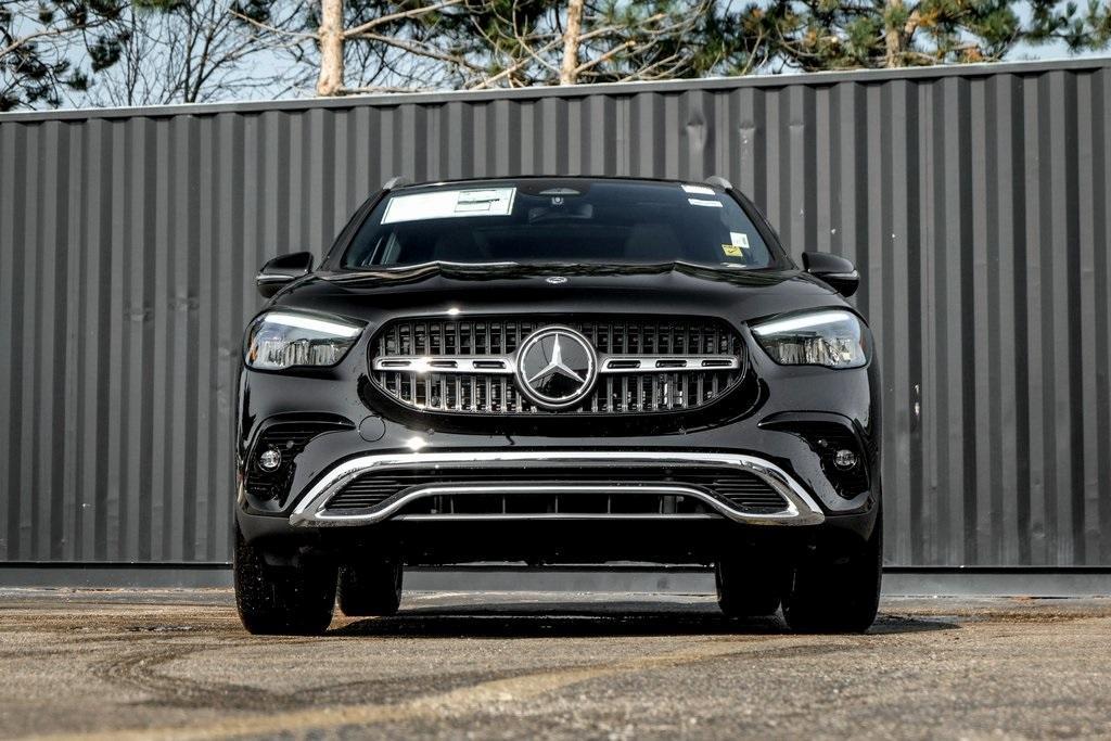 new 2025 Mercedes-Benz GLA 250 car, priced at $49,360