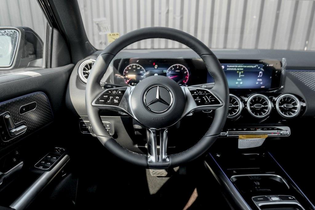 new 2025 Mercedes-Benz GLA 250 car, priced at $49,360