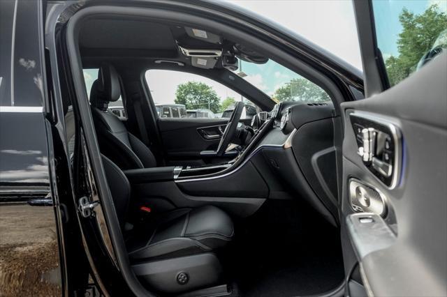 new 2025 Mercedes-Benz GLC 300 car, priced at $56,555