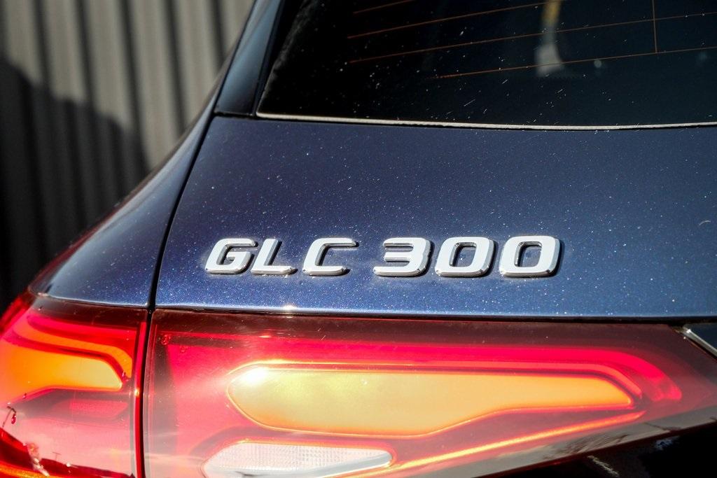 new 2024 Mercedes-Benz GLC 300 car, priced at $56,745