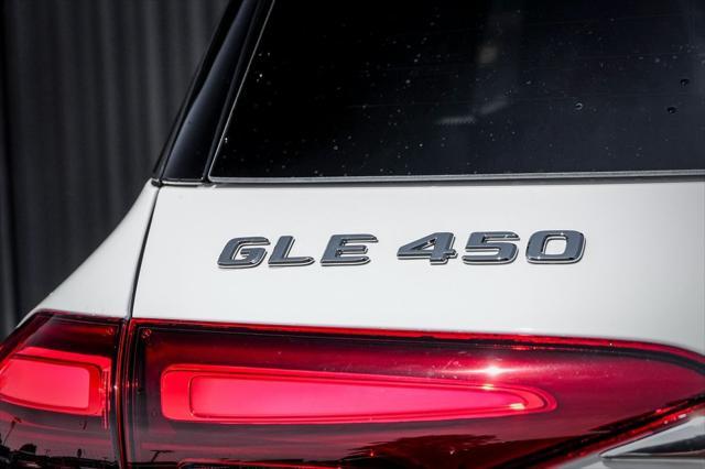 new 2025 Mercedes-Benz GLE 450 car, priced at $82,340