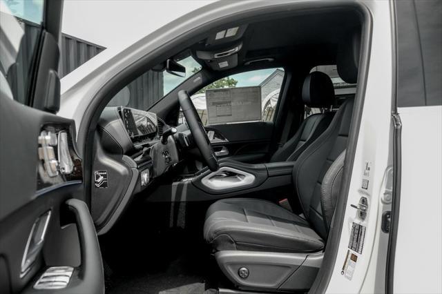 new 2025 Mercedes-Benz GLS 450 car, priced at $92,300
