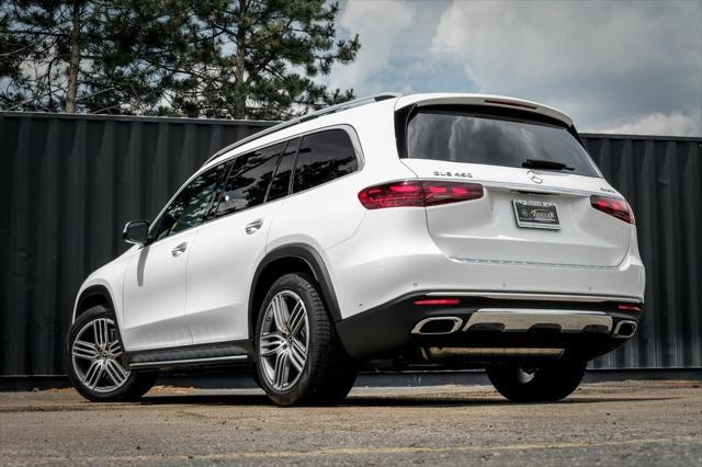 new 2025 Mercedes-Benz GLS 450 car, priced at $92,300