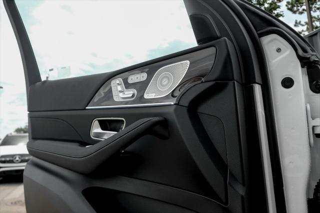 new 2025 Mercedes-Benz GLS 450 car, priced at $92,300