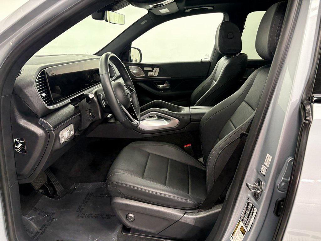 used 2025 Mercedes-Benz GLE 450e car, priced at $74,999