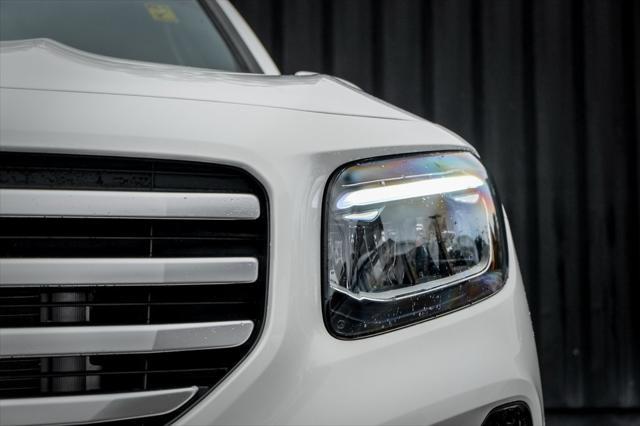 new 2025 Mercedes-Benz GLB 250 car, priced at $50,795