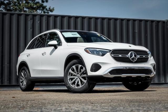 new 2025 Mercedes-Benz GLC 300 car, priced at $53,935