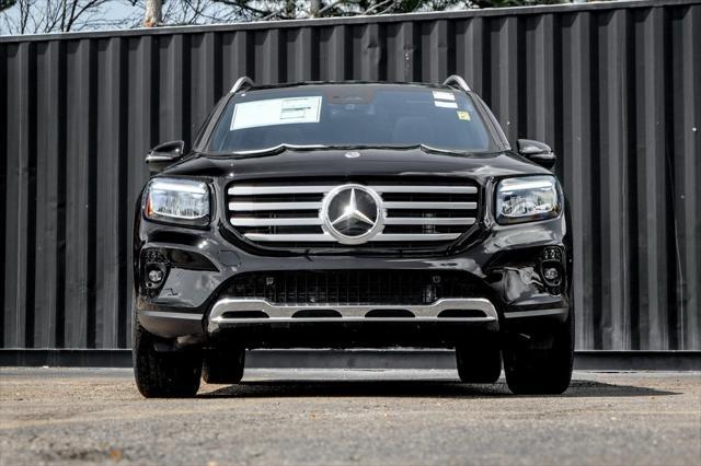 new 2025 Mercedes-Benz GLB 250 car, priced at $50,450