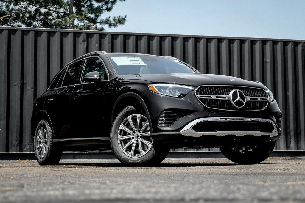 new 2024 Mercedes-Benz GLC 300 car, priced at $54,035