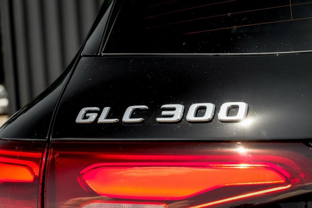 new 2024 Mercedes-Benz GLC 300 car, priced at $54,035