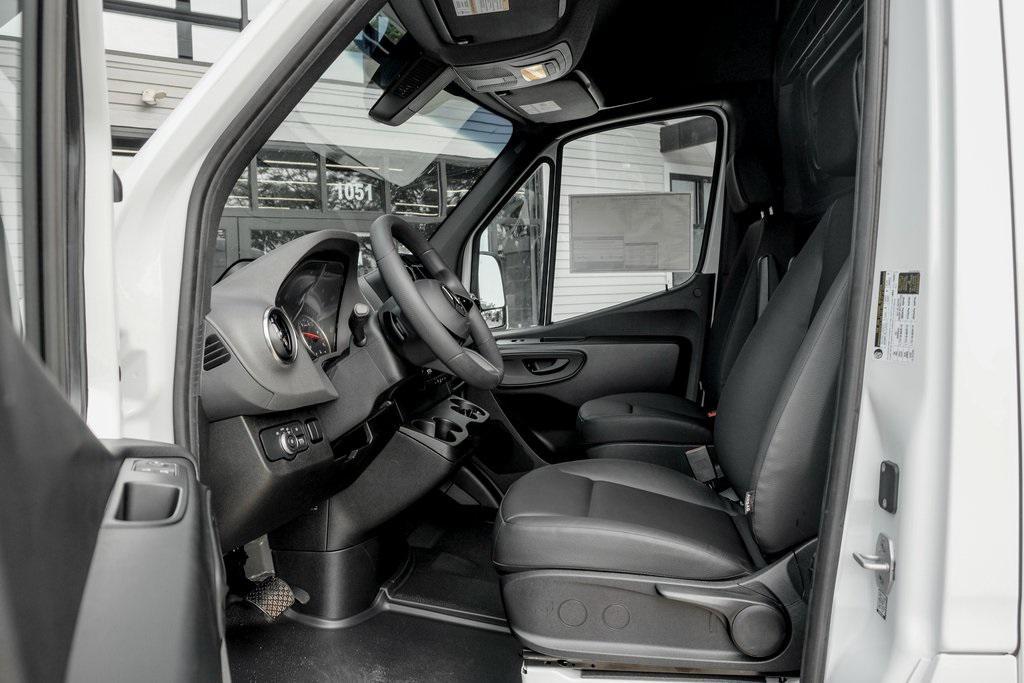 new 2025 Mercedes-Benz Sprinter 3500 car, priced at $68,762