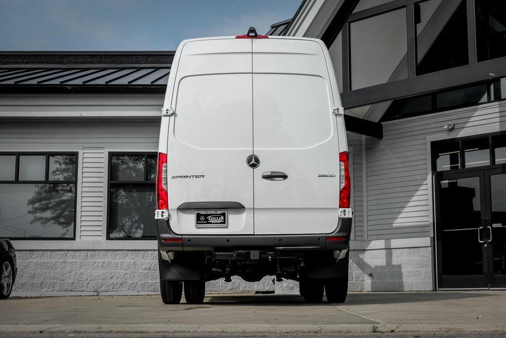 new 2025 Mercedes-Benz Sprinter 3500 car, priced at $68,762
