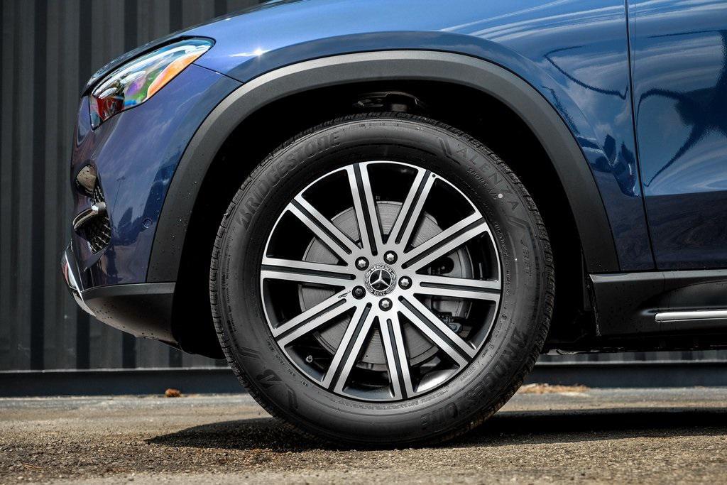new 2026 Mercedes-Benz GLE 450e car, priced at $80,950