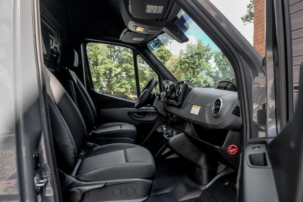 new 2026 Mercedes-Benz Sprinter 2500 car, priced at $61,565