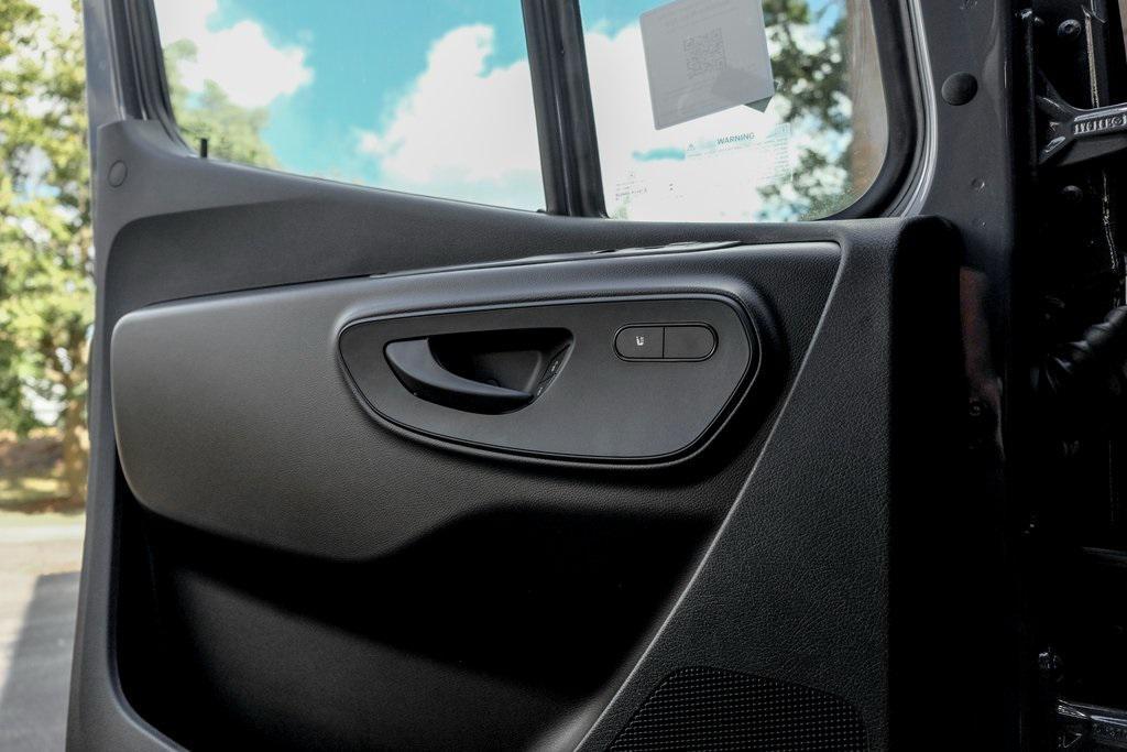 new 2026 Mercedes-Benz Sprinter 2500 car, priced at $61,565