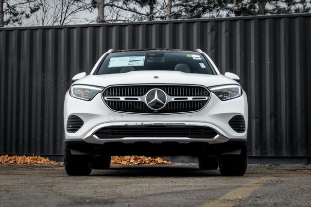 new 2025 Mercedes-Benz GLC 350e car, priced at $63,320