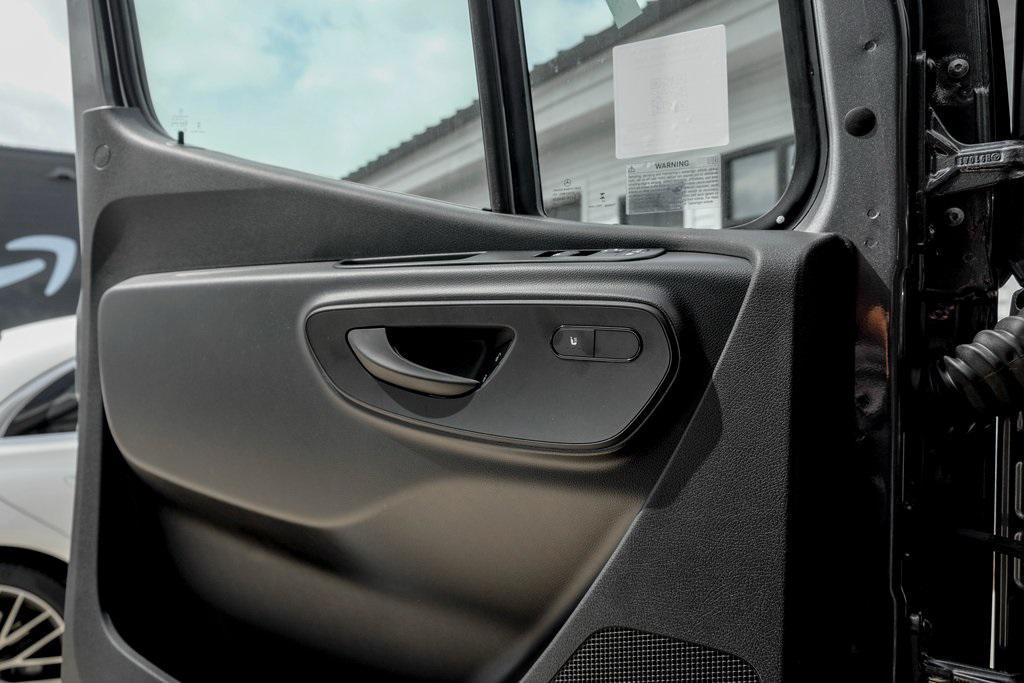 new 2025 Mercedes-Benz Sprinter 2500 car, priced at $62,596