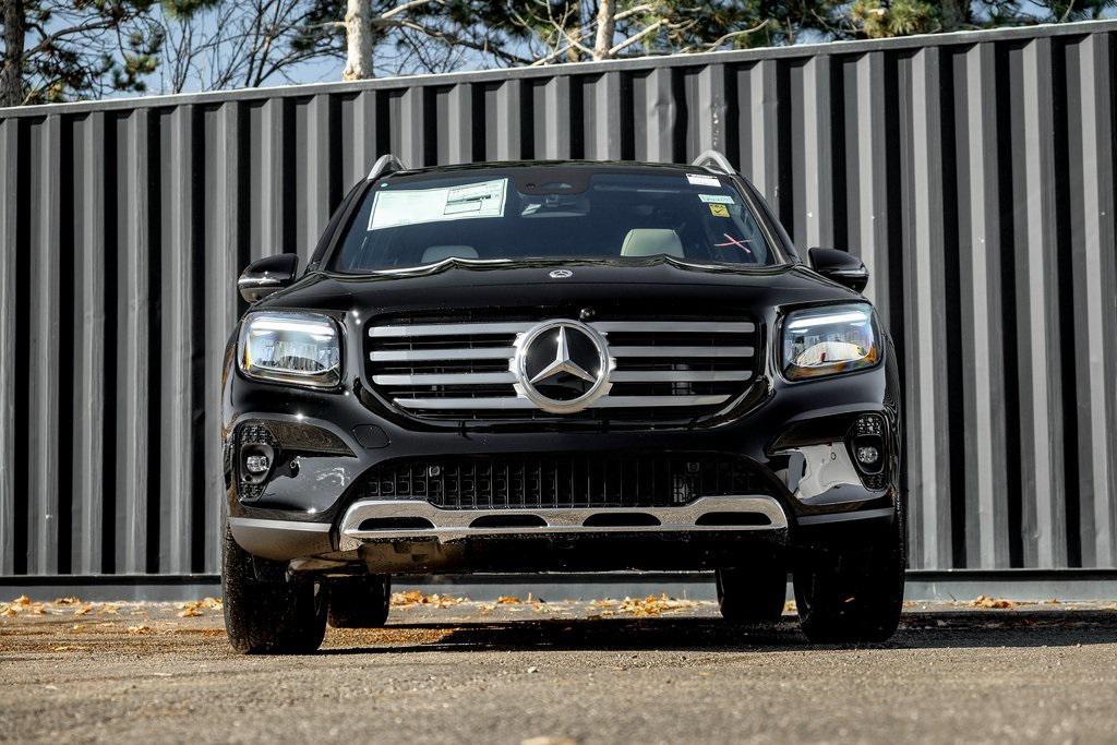new 2026 Mercedes-Benz GLB 250 car, priced at $52,380