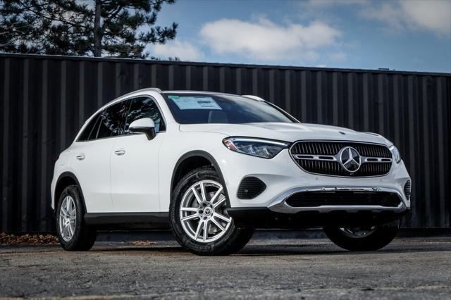 new 2025 Mercedes-Benz GLC 300 car, priced at $57,285