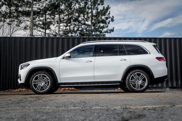 new 2025 Mercedes-Benz GLS 450 car, priced at $92,080