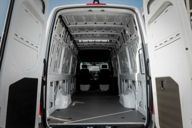 new 2025 Mercedes-Benz Sprinter 2500 car, priced at $64,822