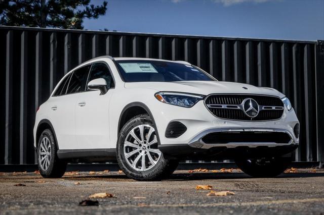 new 2025 Mercedes-Benz GLC 300 car, priced at $52,785