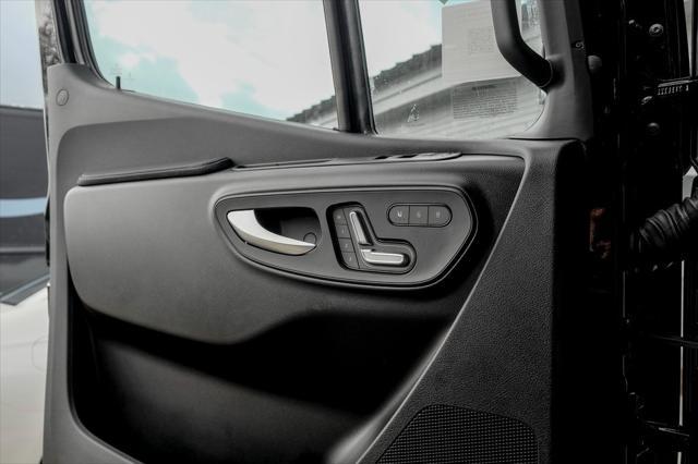 new 2025 Mercedes-Benz Sprinter 2500 car, priced at $88,012