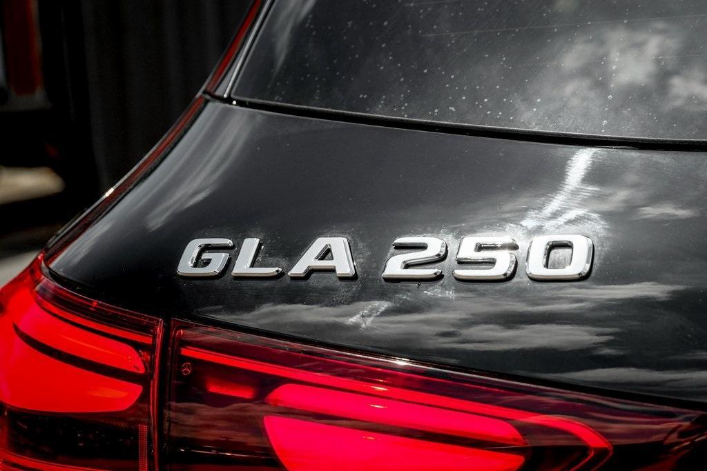 new 2025 Mercedes-Benz GLA 250 car, priced at $47,650