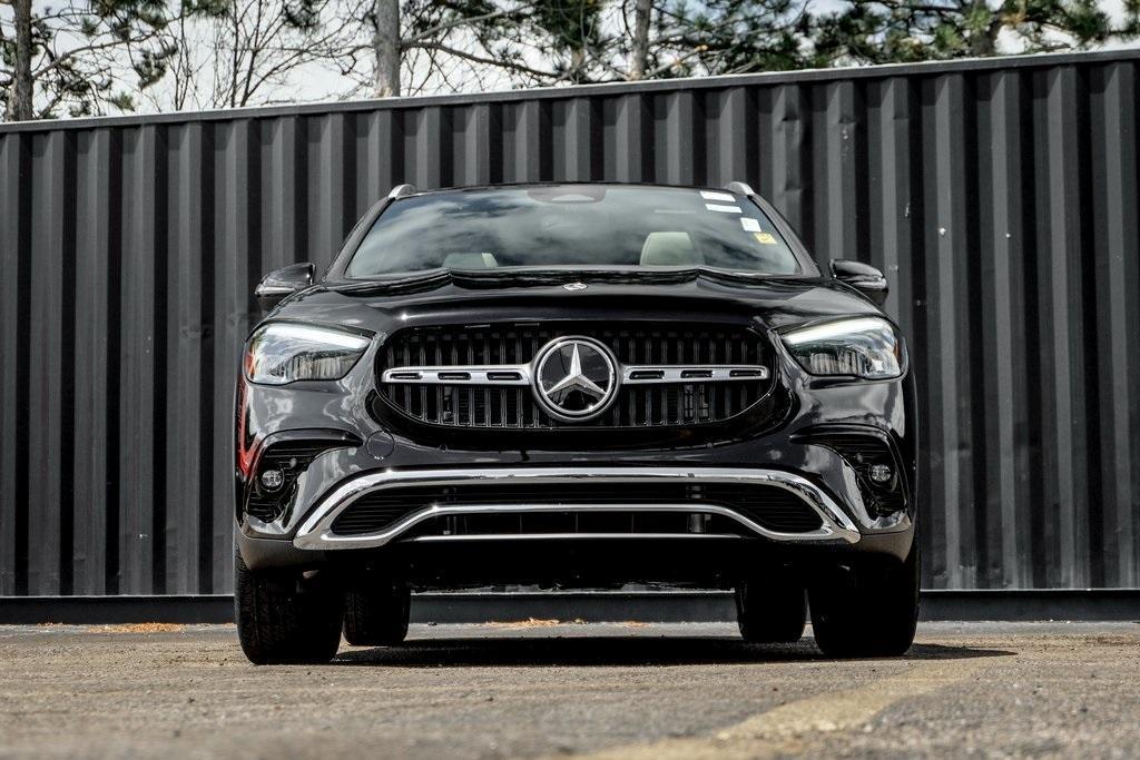 new 2025 Mercedes-Benz GLA 250 car, priced at $47,650