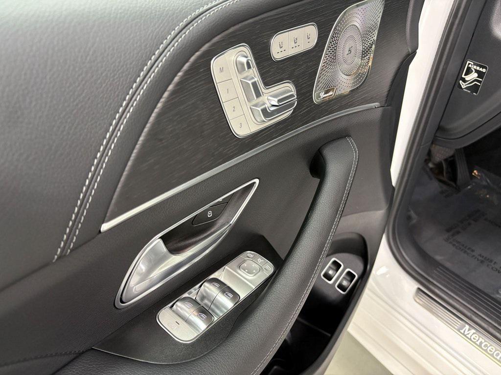 used 2025 Mercedes-Benz GLE 450e car, priced at $77,999