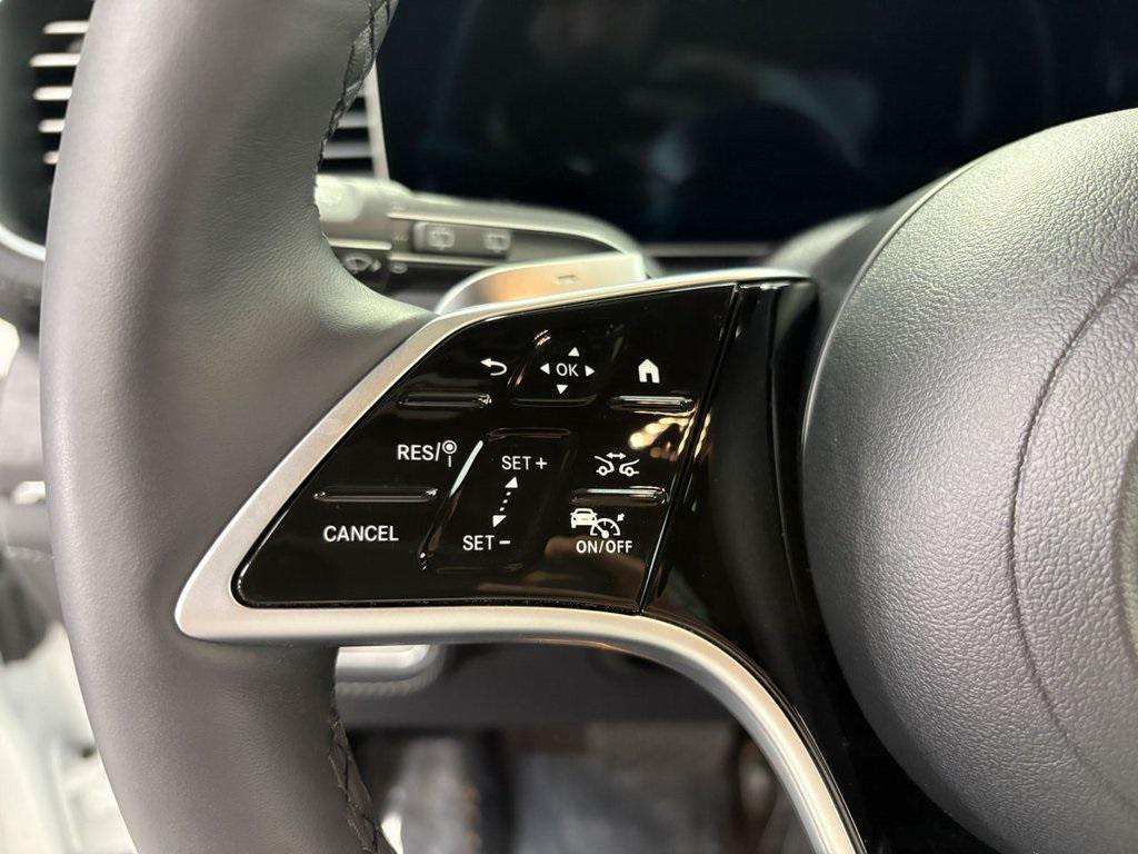 used 2025 Mercedes-Benz GLE 450e car, priced at $77,999