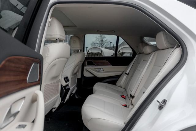 new 2025 Mercedes-Benz GLE 450e car, priced at $75,660